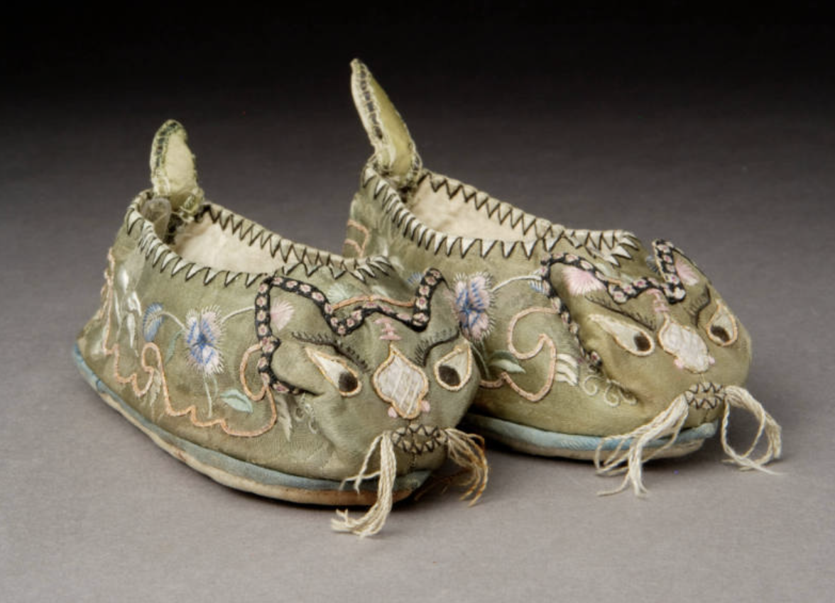 Daily Art: Baby Shoes with Protective Tigers